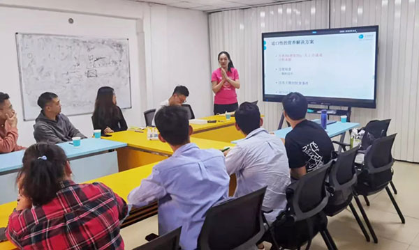 ɭ��������-׷�󿵽�,����һ������